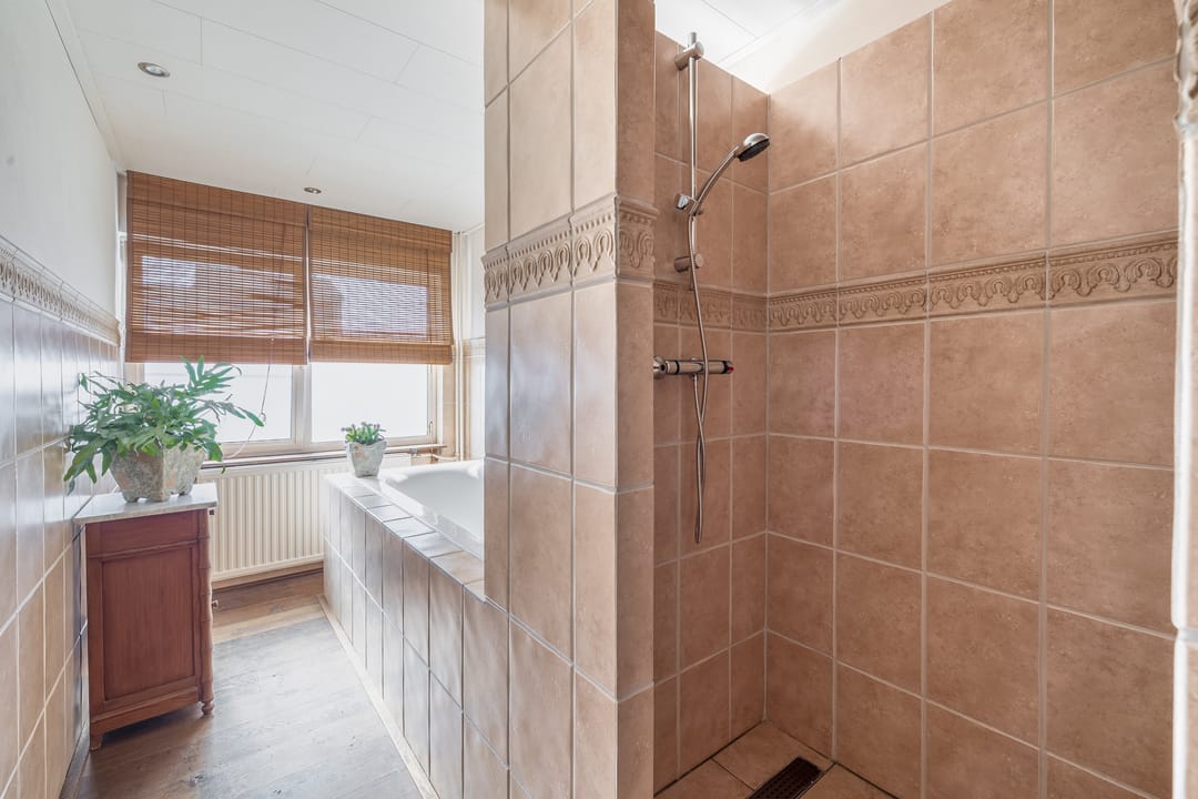 Photo 13 of Lessingstraat 41