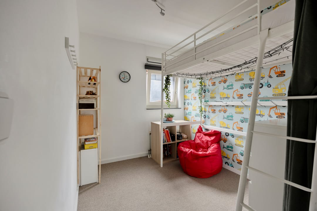Photo 23 of Jacques Veltmanstraat 131