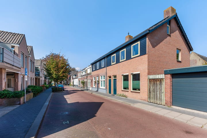 Hoekwoning te koop: Kerkstraat 18, Vught