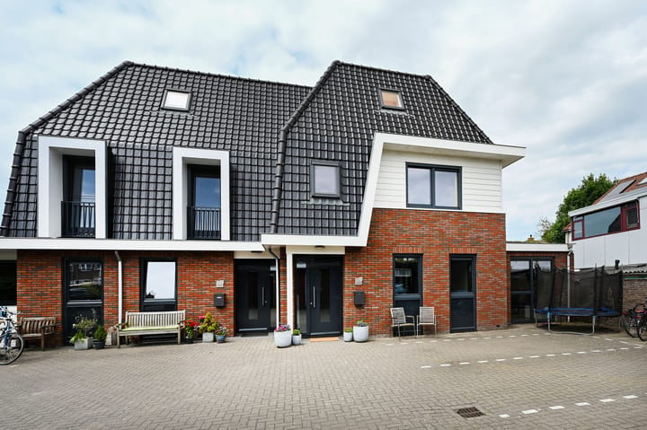 Twee-onder-één-kap te koop: Vreelandseweg 26, Nederhorst Den Berg