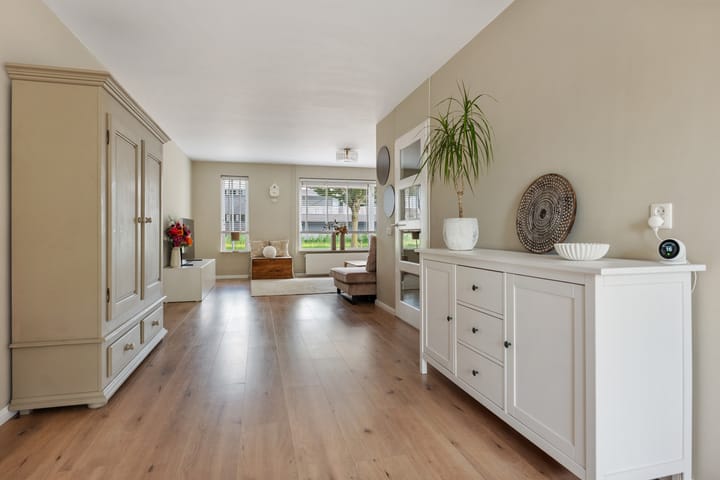 Tussenwoning te koop: Zwaardvegersstraat 52, Veendam