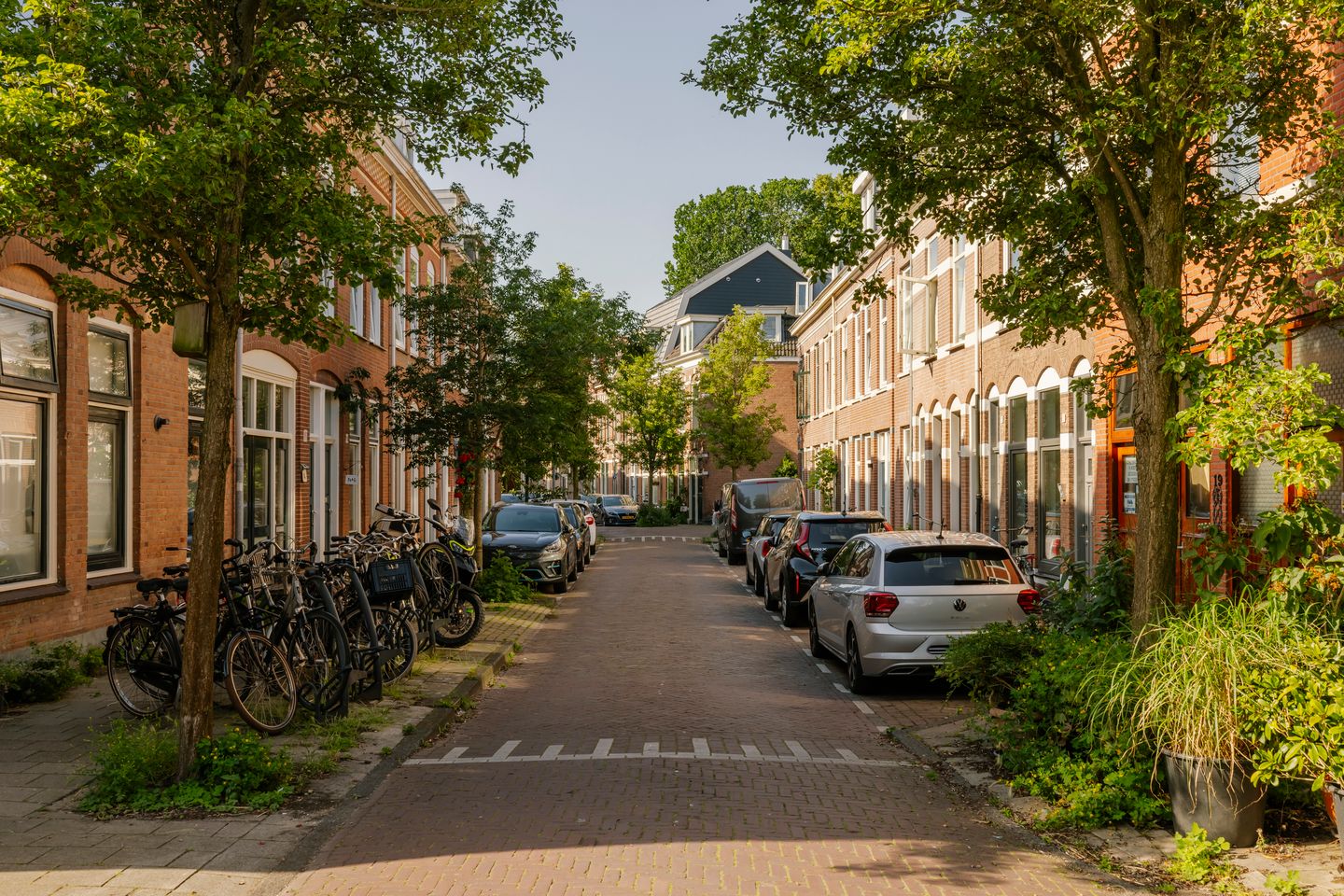 Photo 19 of Berckheydestraat 14-B