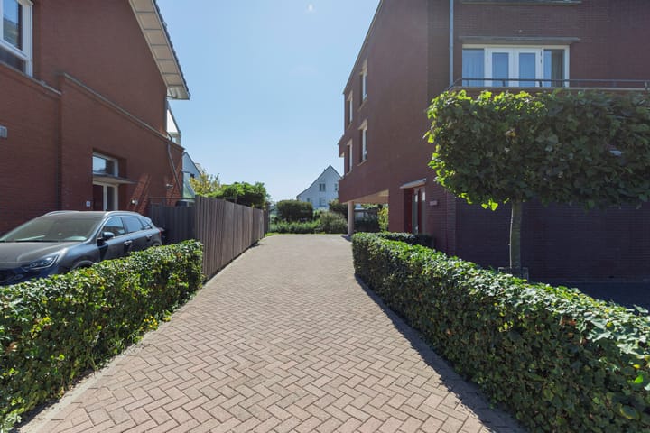 Foto 4 van Van der Duijn van Maasdamweg 530