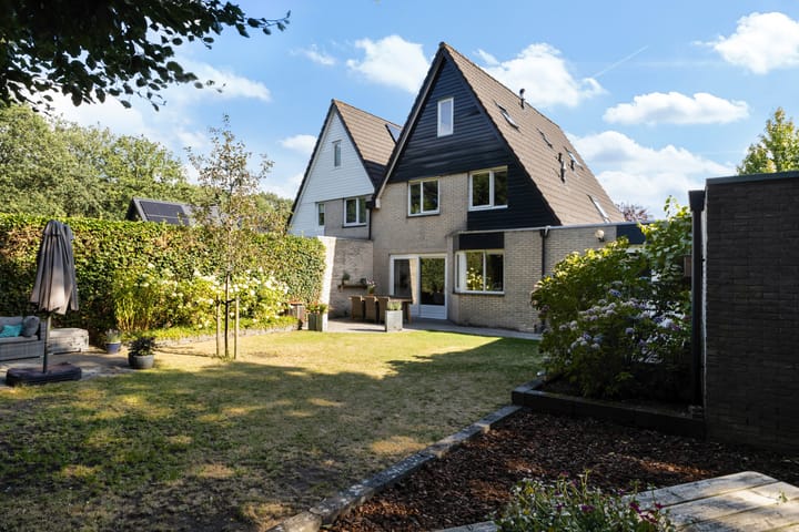 Tussenwoning te koop: Magnolialaan 9, Ermelo