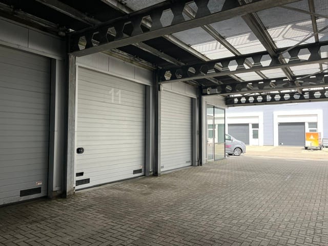 Bekijk foto 3 van Wantsnijderplaats 17