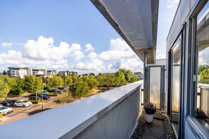 Tussenwoning te koop: Jac. P. Thijsselaan 13, Oegstgeest