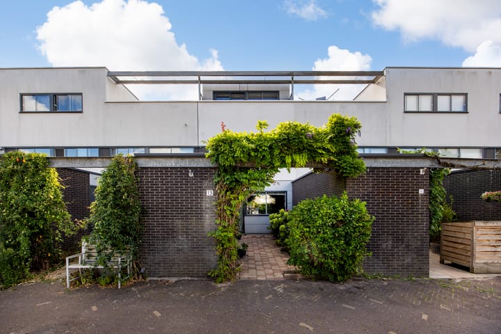 Tussenwoning te koop: Jac. P. Thijsselaan 13, Oegstgeest