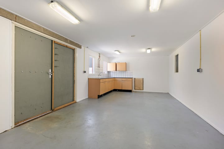 Vrijstaande woning te koop: U.T. Delfiaweg 12, Groningen