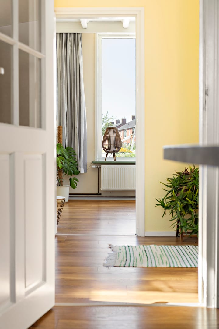 Vrijstaande woning te koop: U.T. Delfiaweg 12, Groningen
