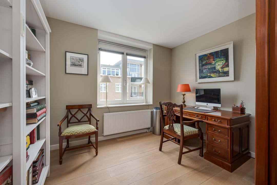 Photo 32 of Thea Beckmanstraat 12