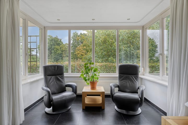 Vrijstaande woning te koop: Baarloseweg 2, Helden