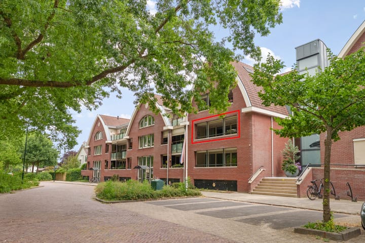 Photo 3 of Gijsbrecht van Nijenrodestraat 4