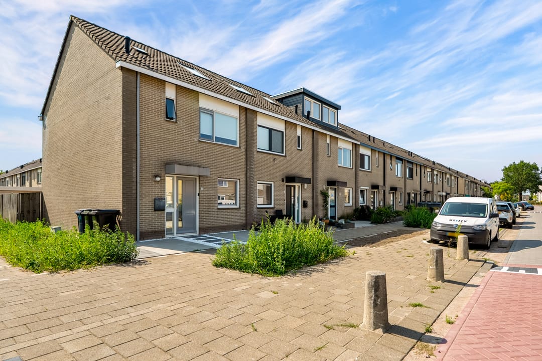 Photo 37 of J.S. Bachweg 46