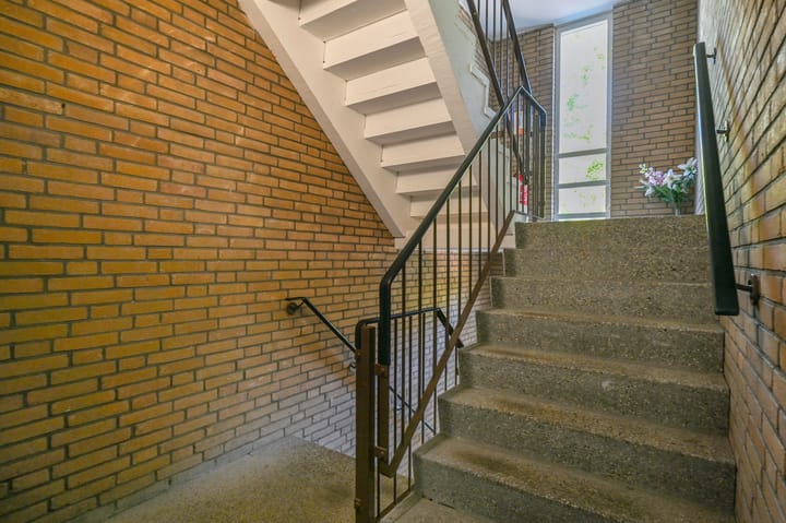 Photo 2 of Rotiusstraat 21