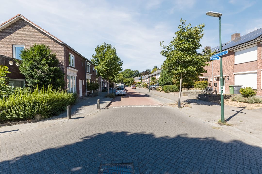 Photo 52 of Kerktorenstraat 58