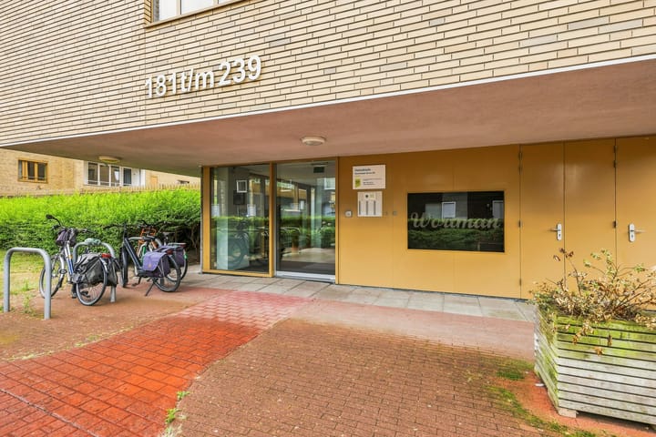 Appartement te koop: Bremenstraat 209, Lelystad