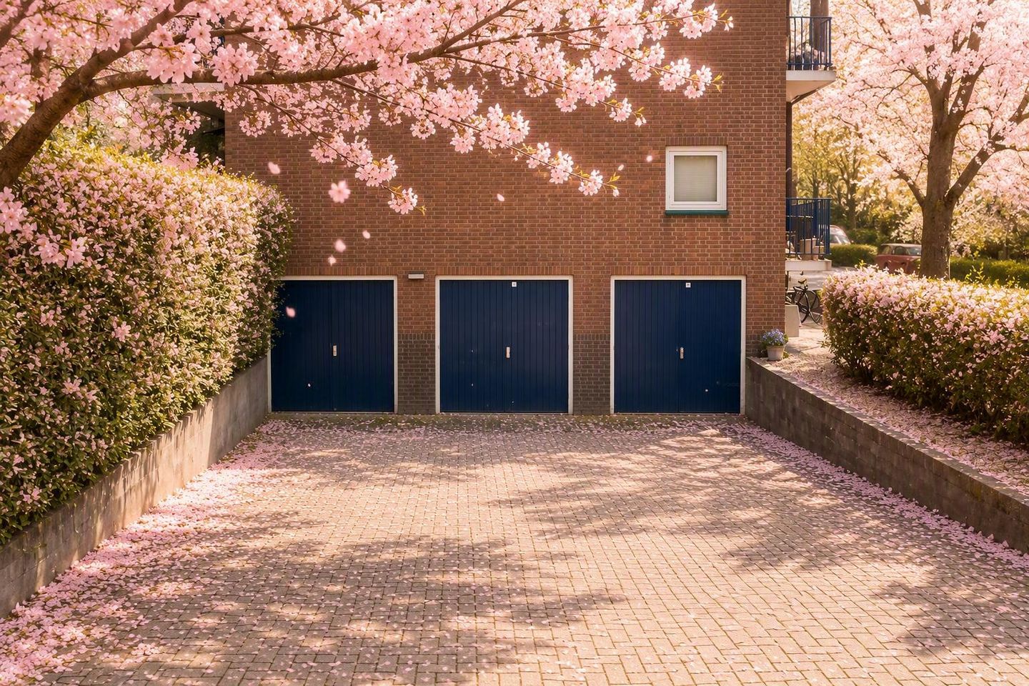 Inpandige garagebox nabij afrit A28