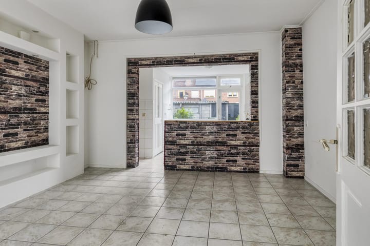 Tussenwoning te koop: Olmstraat 27, Breda