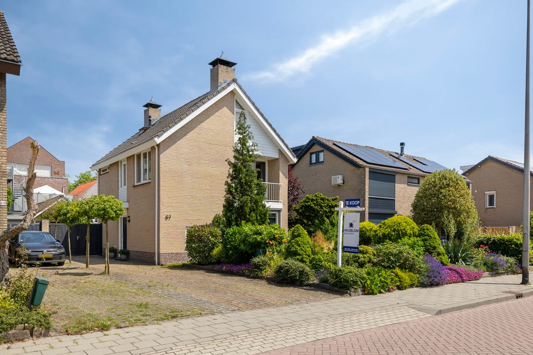 Photo 1 of Waldhoornlaan 67