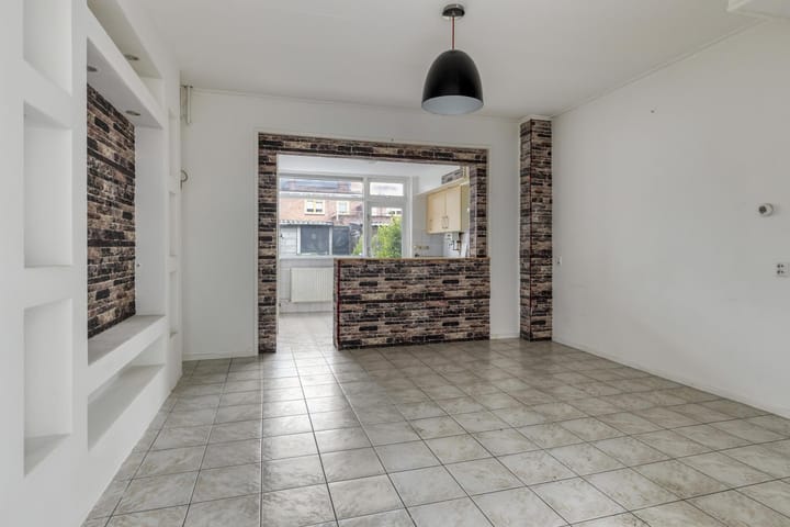 Tussenwoning te koop: Olmstraat 27, Breda