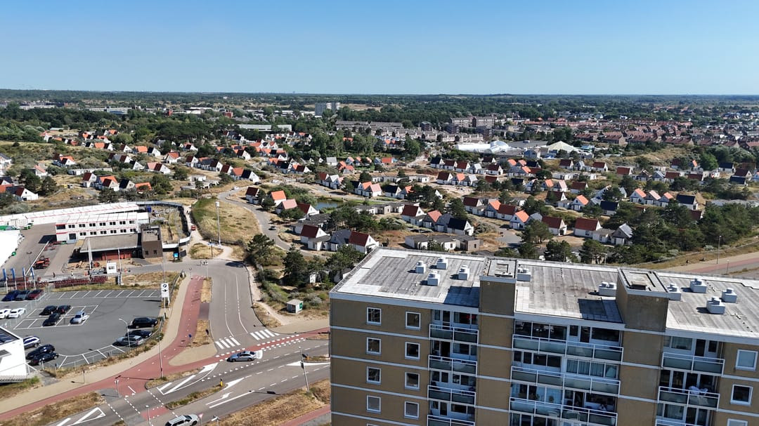 Photo 37 of Burgemeester van Alphenstraat 61-F42
