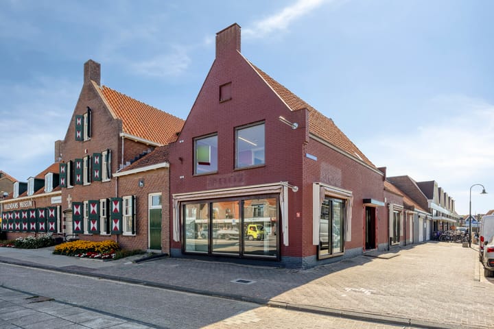 Julianaweg 98, Volendam
