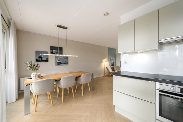 Hoekwoning te koop: Henriëtte Roland Holstweg 5, Heerenveen