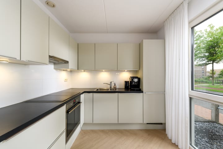 Hoekwoning te koop: Henriëtte Roland Holstweg 5, Heerenveen