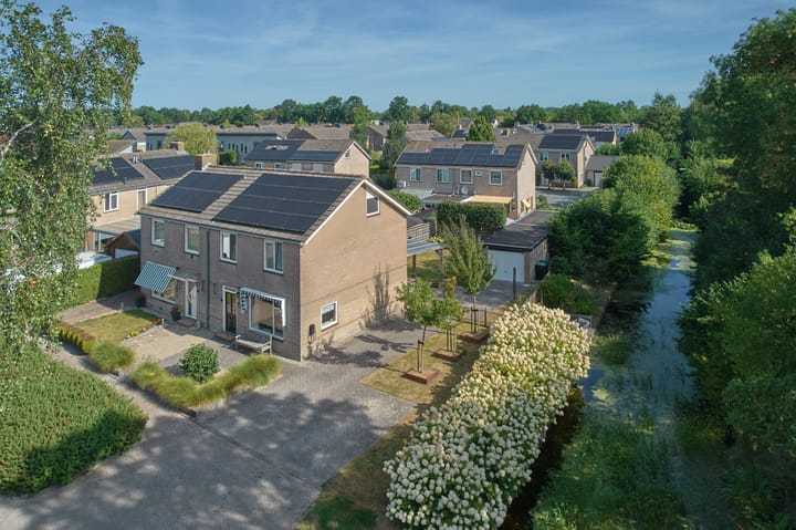 Twee-onder-één-kap te koop: Prins Willem-Alexanderstraat 49, Joure