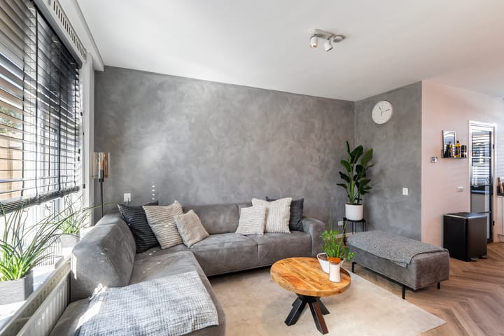Tussenwoning te koop: Druivenstraat 68, Naaldwijk