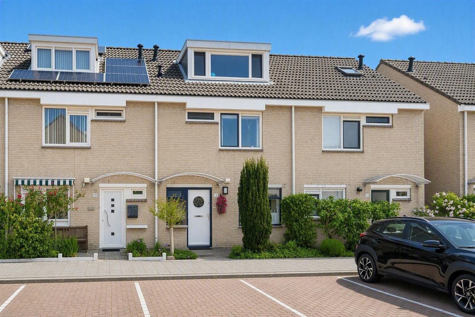 Basrastraat 12 