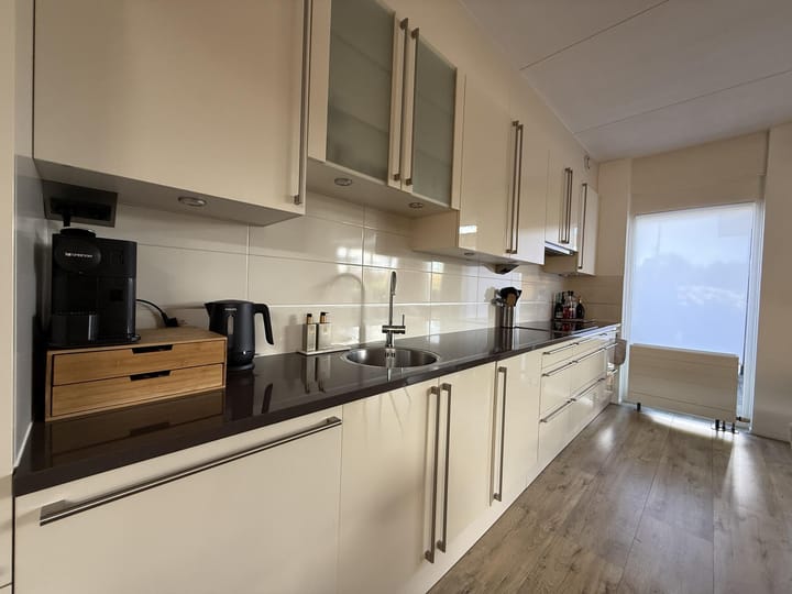 Tussenwoning te huur: Zuidewijn 16, Lelystad