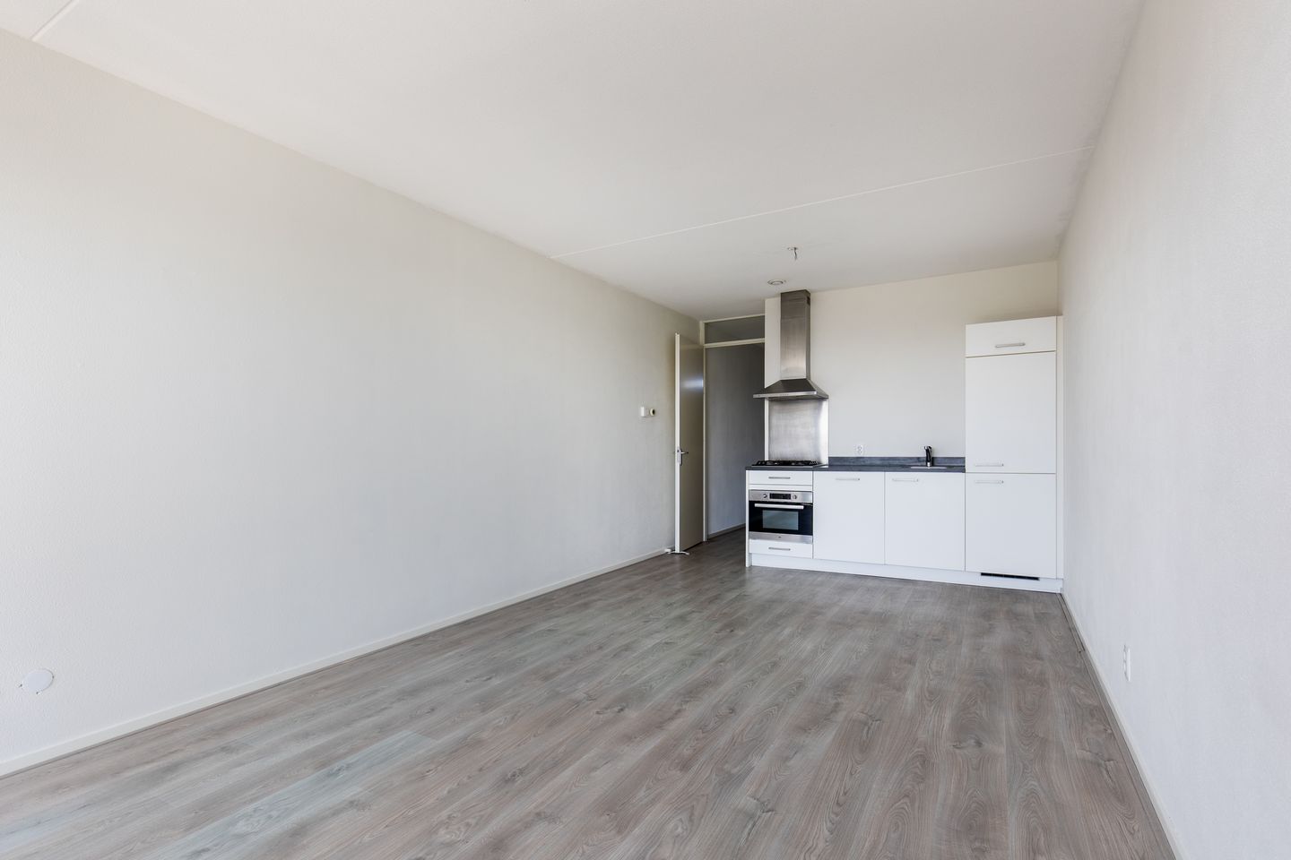 Photo 4 of Pieter van Musschenbroekstraat 93