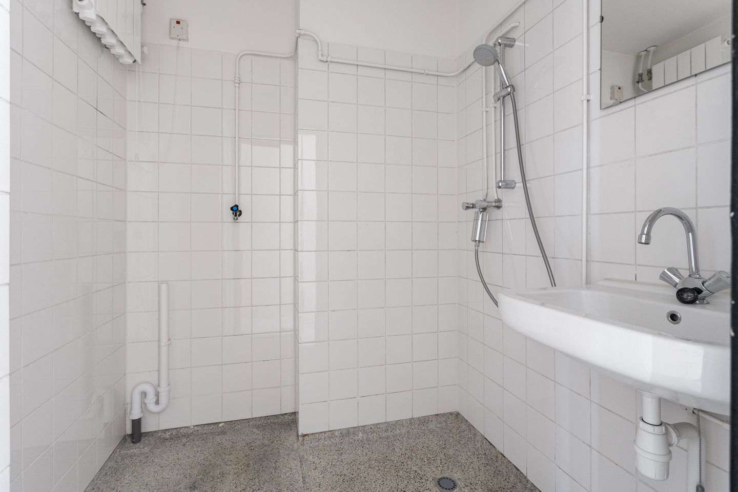 Photo 14 of Johannes van der Waalsstraat 6-2