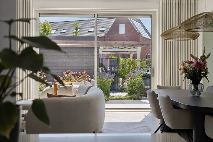 Tussenwoning te koop: Vogezen 9, Amersfoort