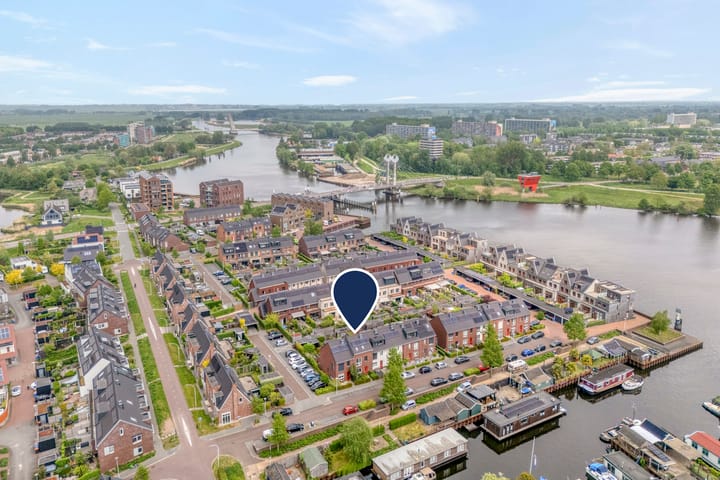 Tussenwoning te koop: Rondeelstraat 34, Zwolle