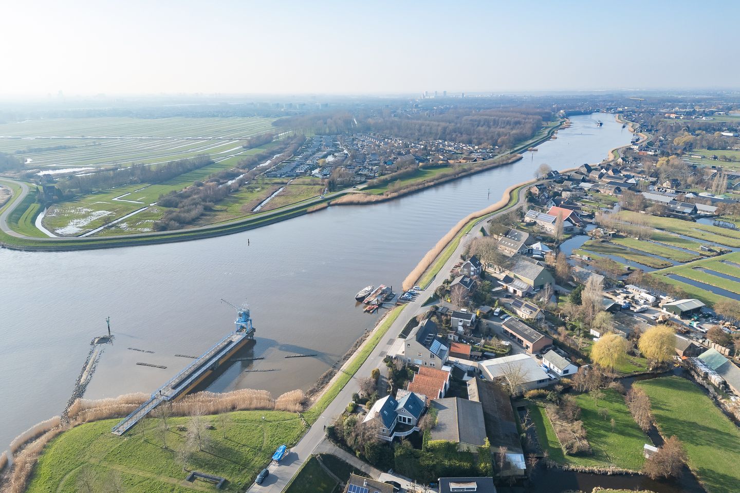 Photo 35 of IJsseldijk-Noord 220-B