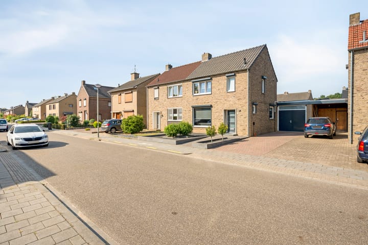 Foto 5 van Martensweg 6
