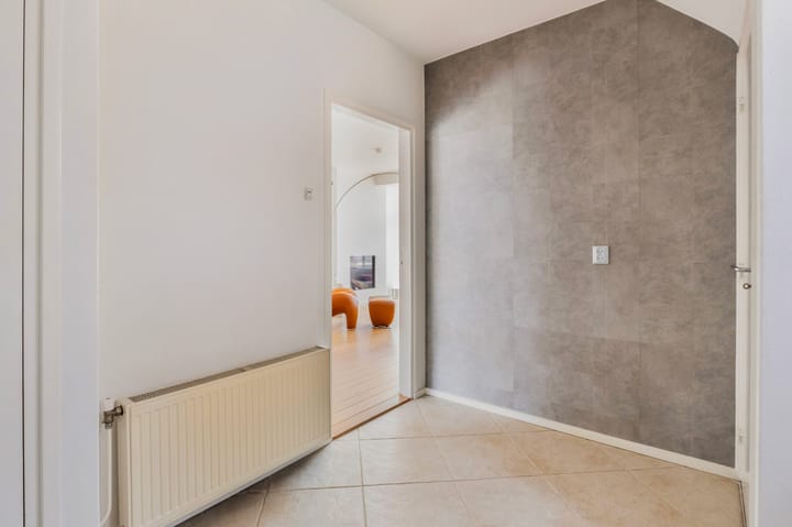 Photo 4 of Baron Conradstraat 15