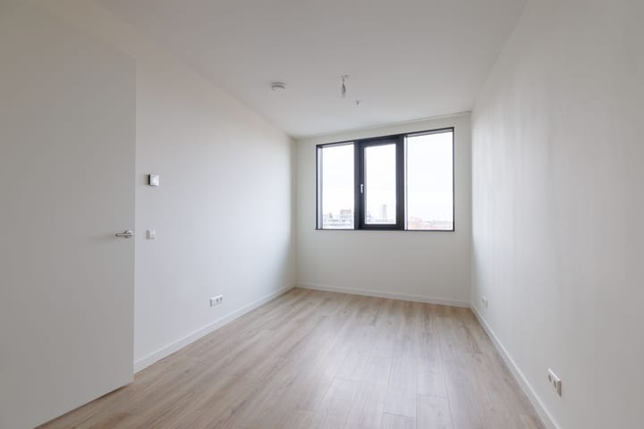 Appartement te huur: Vincent van den Heuvellaan 343, Eindhoven