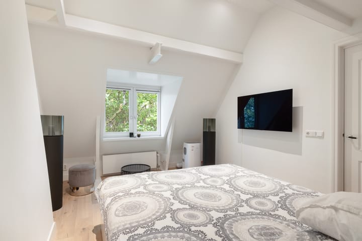 Appartement te koop: van Der Helstplein 4-3, Amsterdam