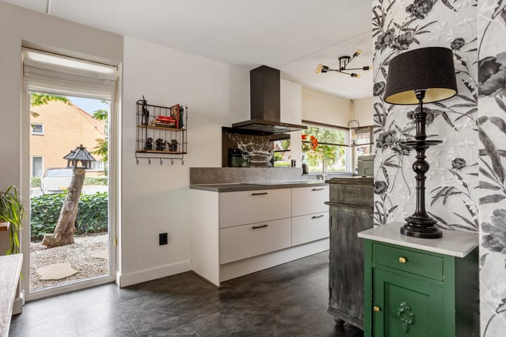 Hoekwoning te koop: Fruitlaan 71, Wateringen
