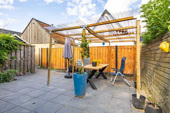 Hoekwoning te koop: Dûbelestreek 33, Dronryp