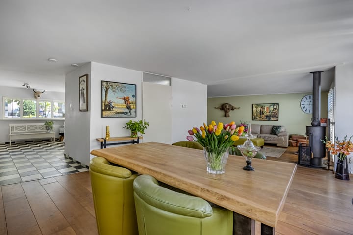 Hoekwoning te koop: Stijn Streuvelshof 28, Almere