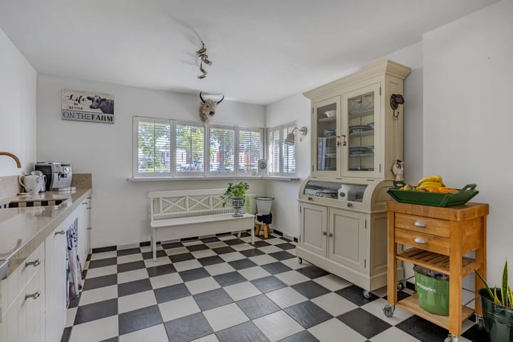 Hoekwoning te koop: Stijn Streuvelshof 28, Almere