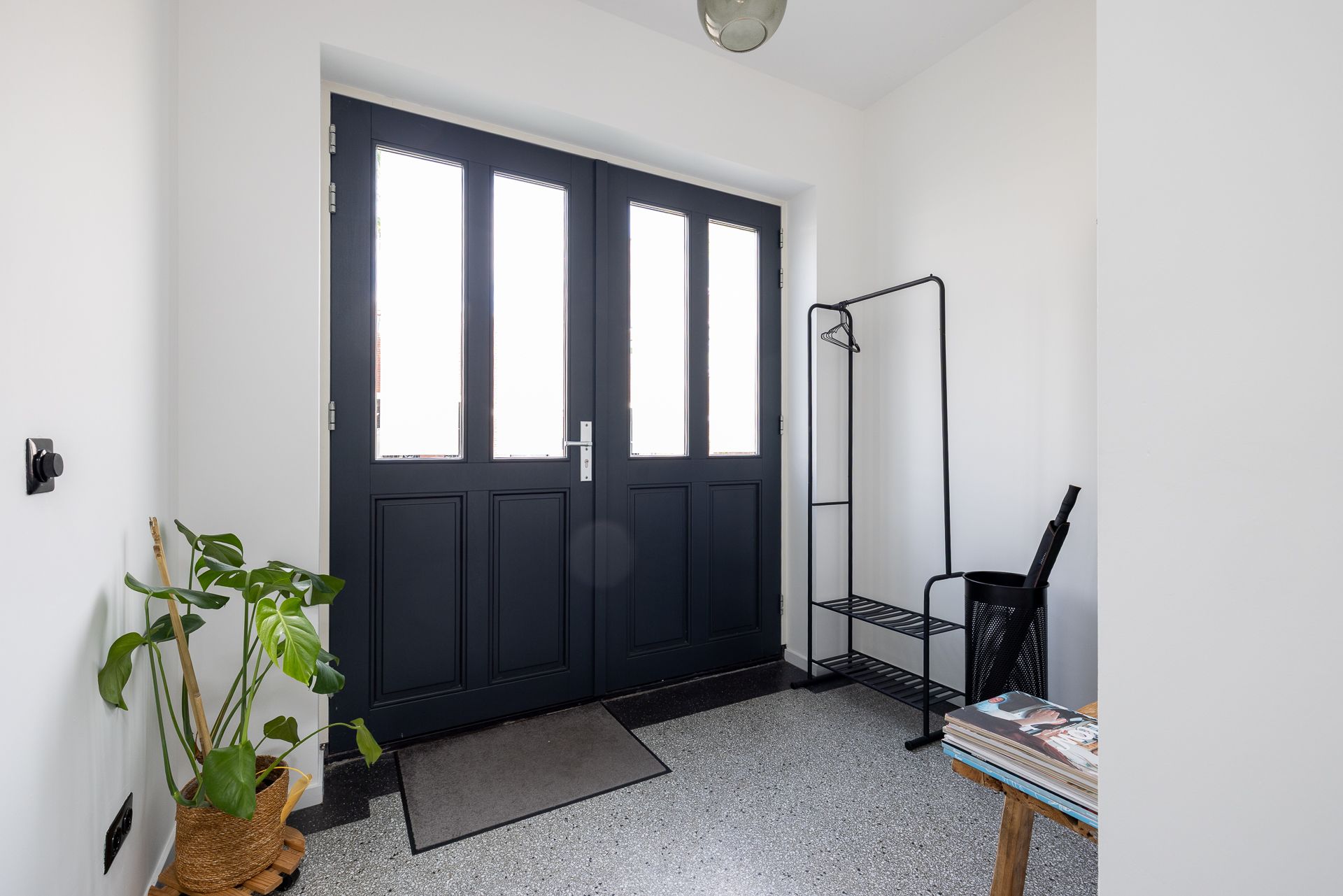Photo 39 of Catharinastraat 16