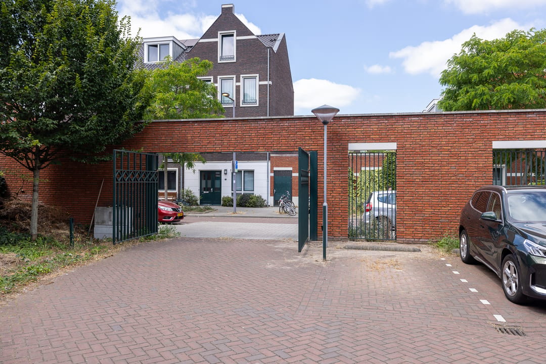 Photo 41 of Catharinastraat 16