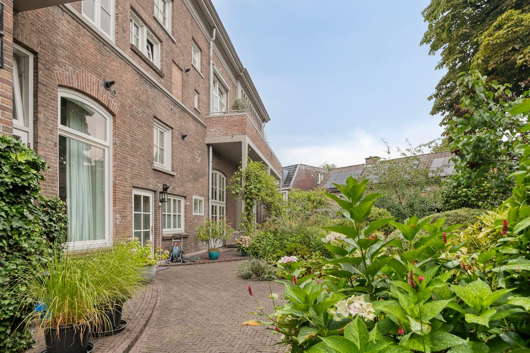 Foto 47 van Van Karnebeekstraat 67