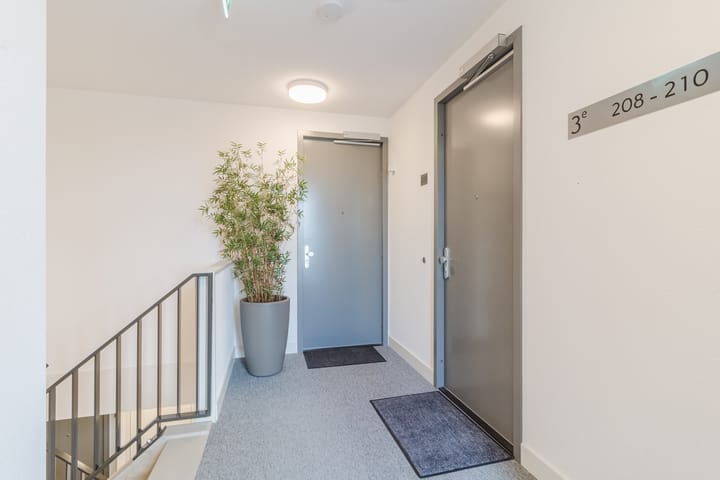 Appartement te koop: Kerkweg-Oost 208, Waddinxveen