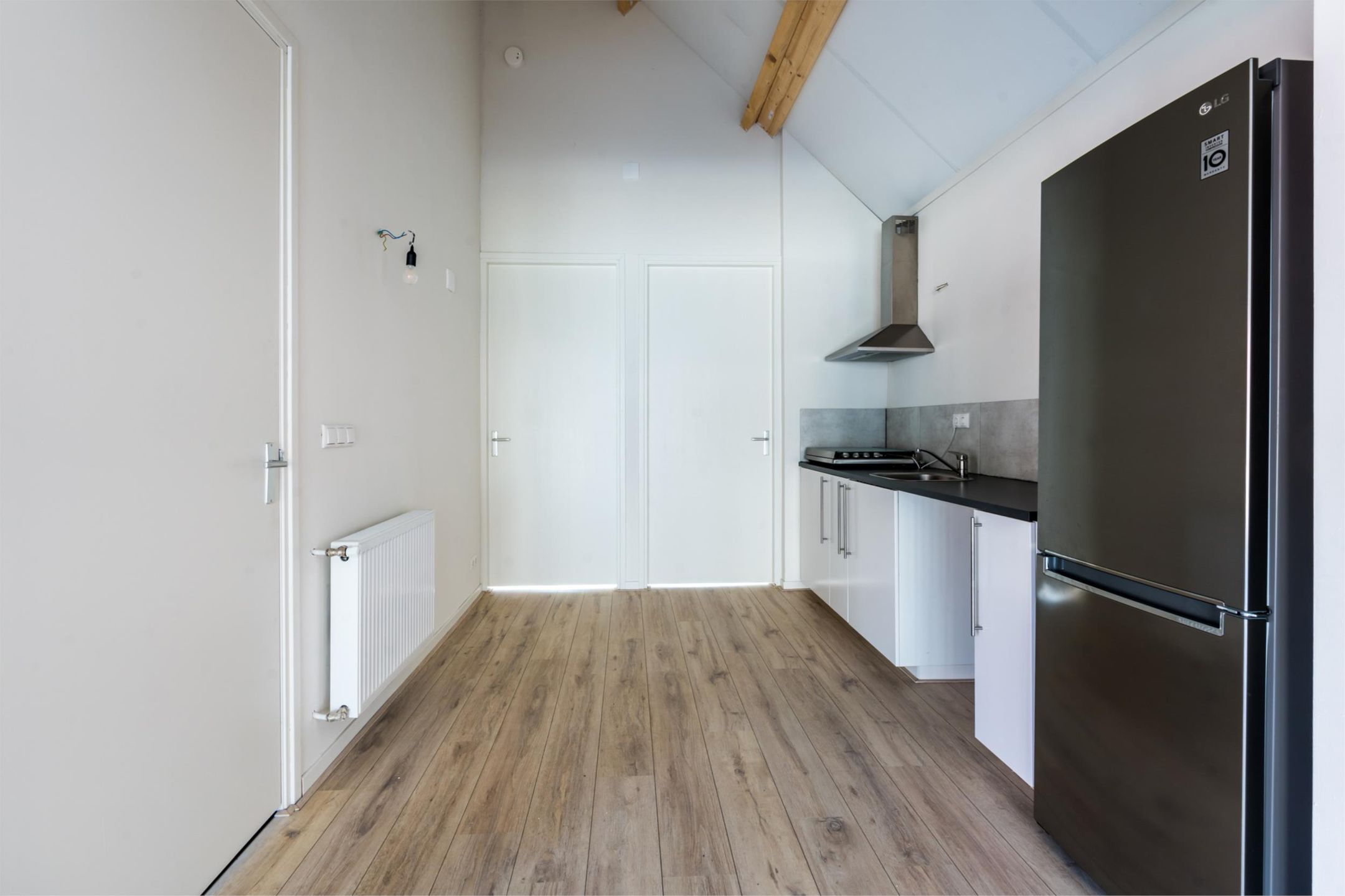 Photo 12 of Weeshuisstraat 29-B